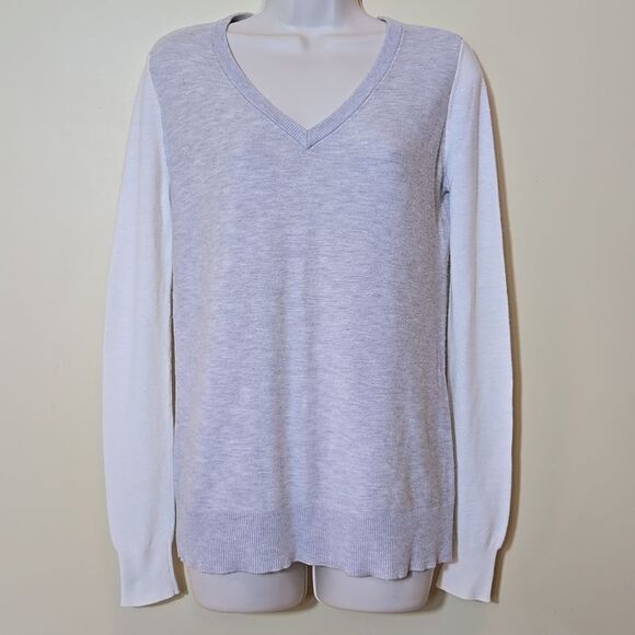 Equipment Femme Wool Blend Lightweight Sweater Vneck Ribbed Two Tone Minimalist - Picture 1 of 10